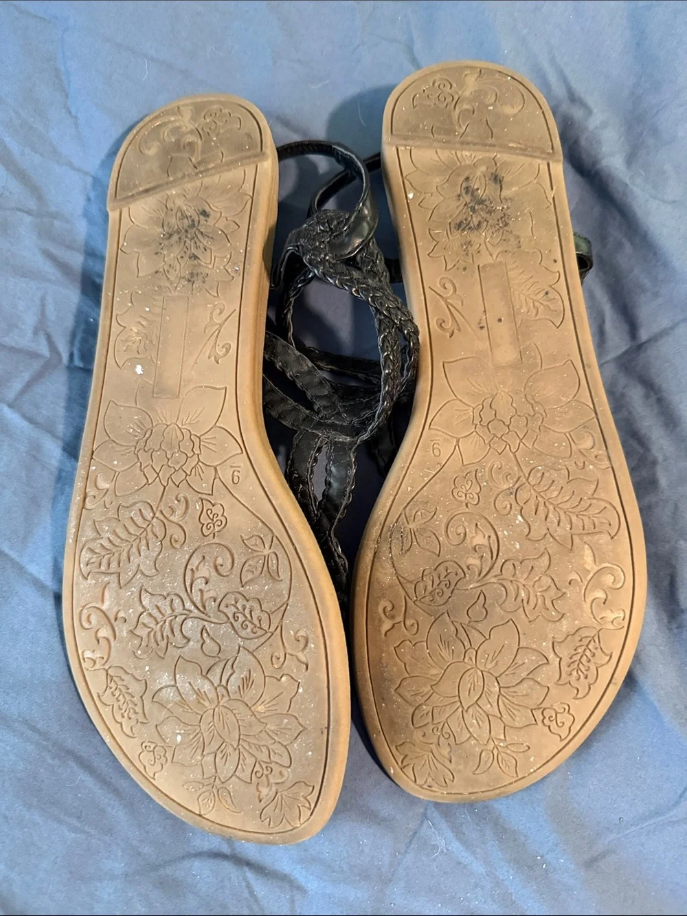 Xappeal Black Braided Thong Sandals with Tan Footbed - Picture 3 of 4
